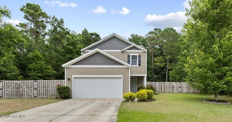 Homes For Rent - 204 J Belton Court<br/> Sneads Ferry, NC 28460