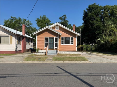 Homes For Sale - 2913 Burroughs Street<br/> Savannah, GA 31405