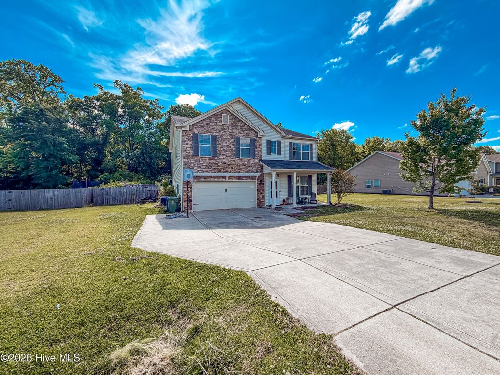 Photo of 521 Shelmore Lane, Jacksonville, NC 28540 (MLS # 100571665)