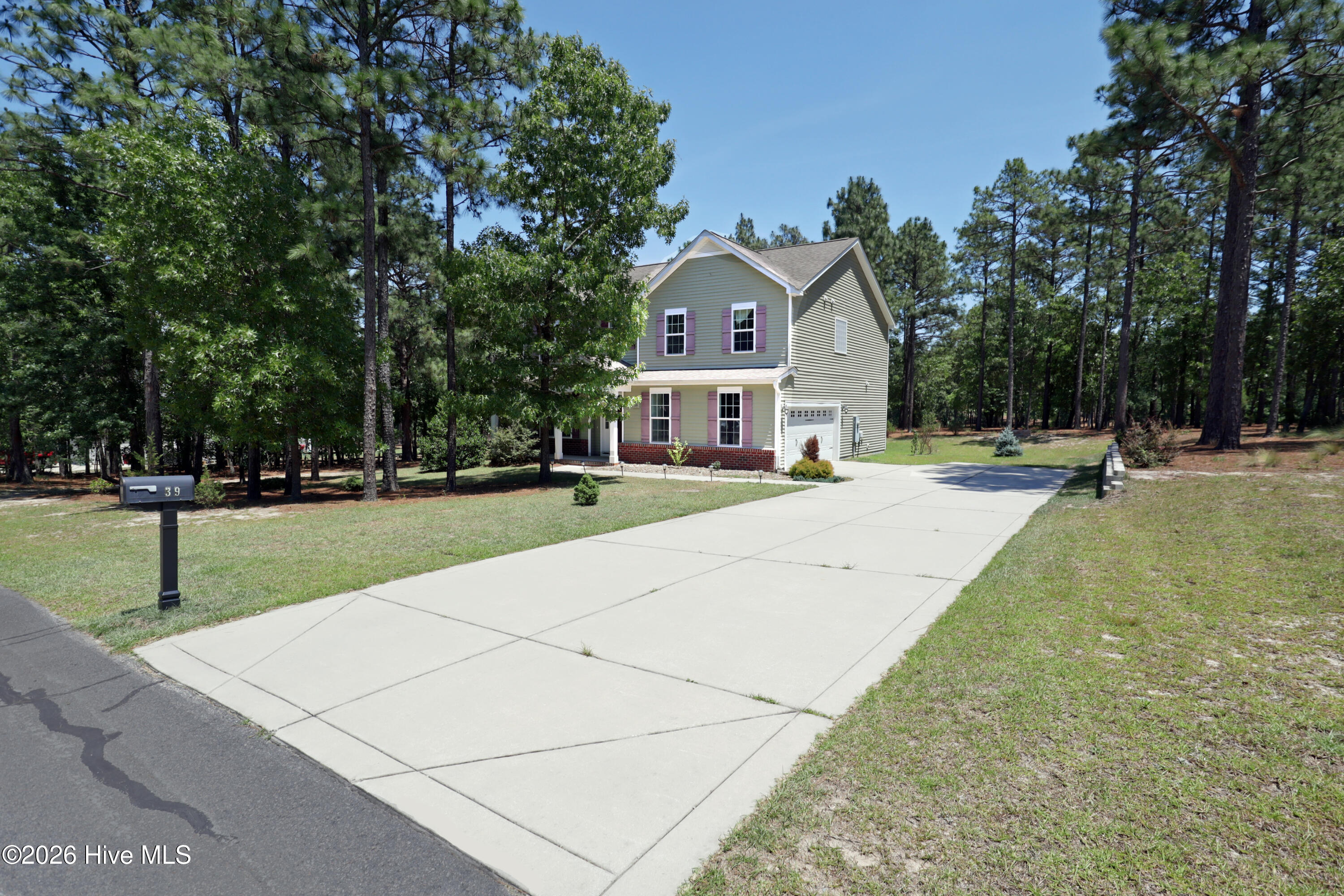 39 Forest Lake Drive