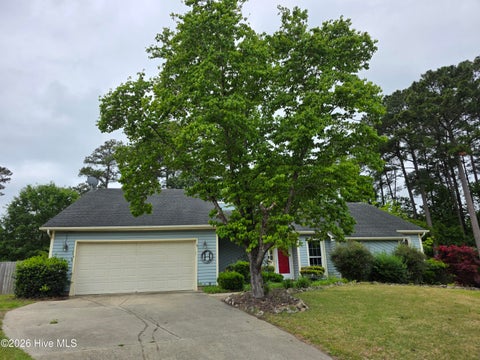 Homes For Sale - 213 Teakwood Place<br/> Midway Park, NC 28544