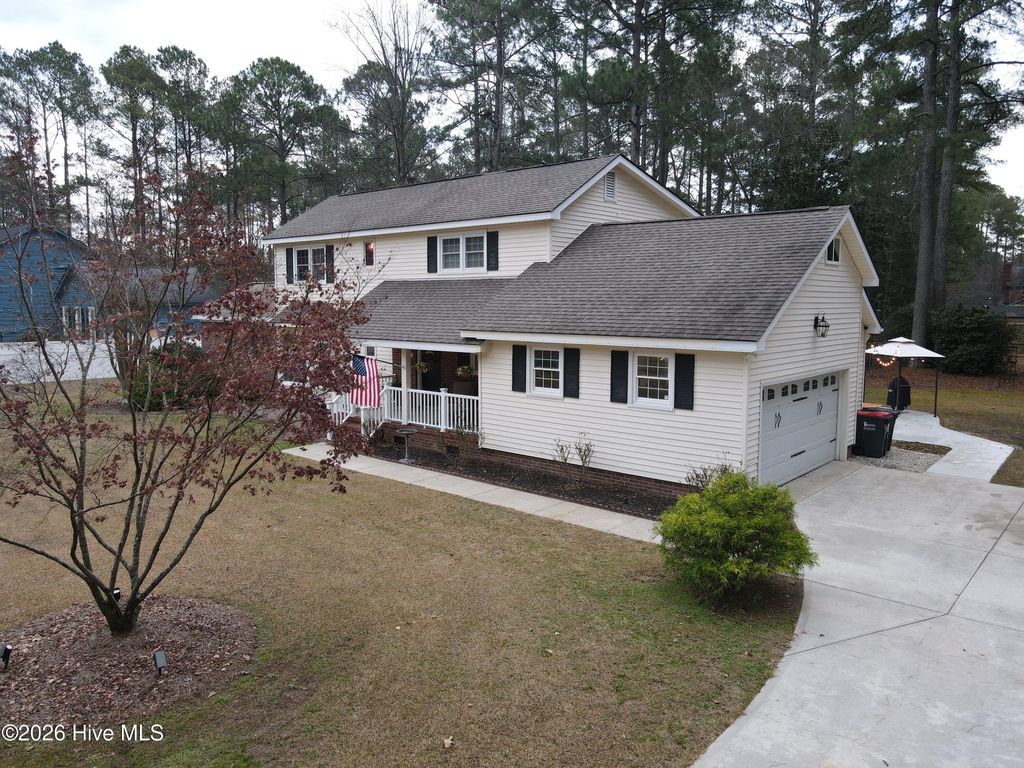 Photo of 11300 Edinburgh Drive, Laurinburg, NC 28352 (MLS # 100548624)