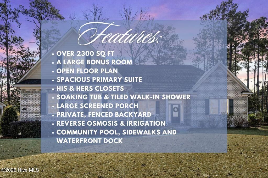 Photo of 376 Crown Pointe Drive, Hampstead, NC 28443 (MLS # 100550932)