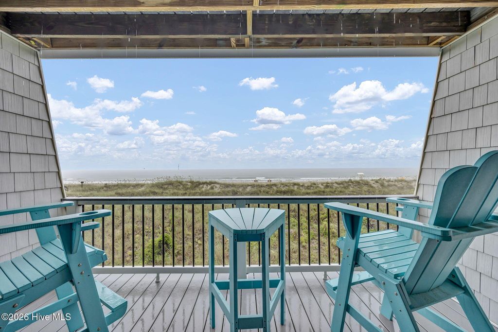 Photo of 811 Carolina Beach Avenue S, Carolina Beach, NC 28428 (MLS # 100591668)