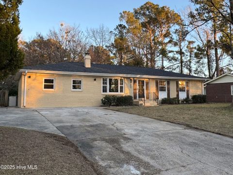 Tiny photo for 504 Oakwood Avenue, Jacksonville, NC 28546 (MLS # 100544874)