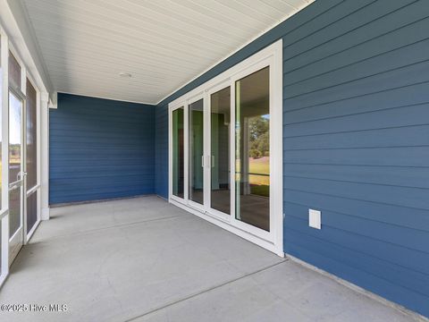 Tiny photo for 114 Edgewater Way, Surf City, NC 28445 (MLS # 100544073)
