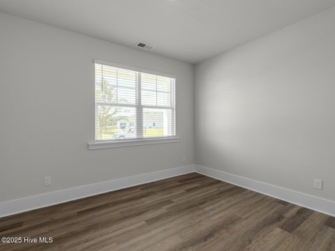 Tiny photo for 114 Edgewater Way, Surf City, NC 28445 (MLS # 100544073)