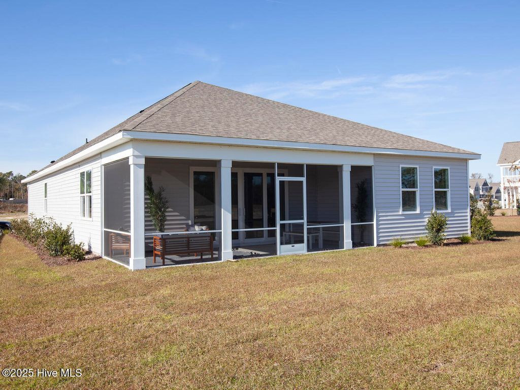 Photo of 114 Edgewater Way, Surf City, NC 28445 (MLS # 100544073)