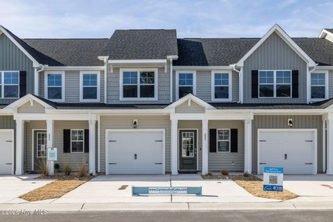 Townhouse For Sale - 225 Cline Way #UNIT 102, 1809 LIVE OAK<br/> Beaufort, NC 28516