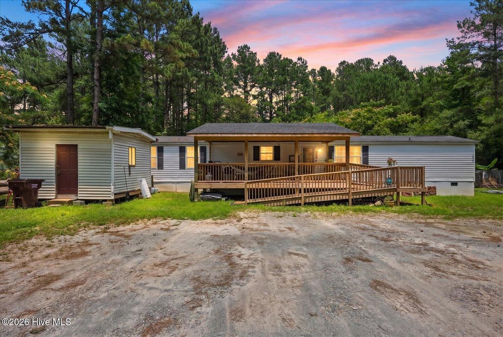 Photo of 1223 Arvida Spur Road, Rocky Point, NC 28457 (MLS # 100580428)