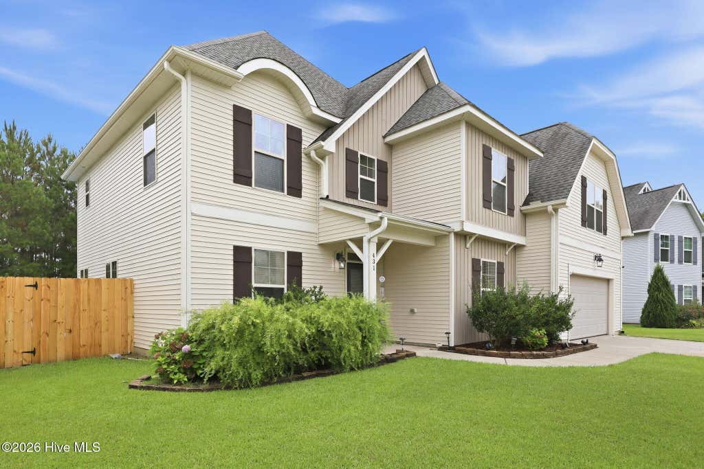 Photo of 431 Cyrus Thompson Drive, Jacksonville, NC 28546 (MLS # 100591624)