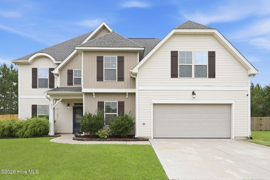Photo of 431 Cyrus Thompson Drive, Jacksonville, NC 28546 (MLS # 100591624)