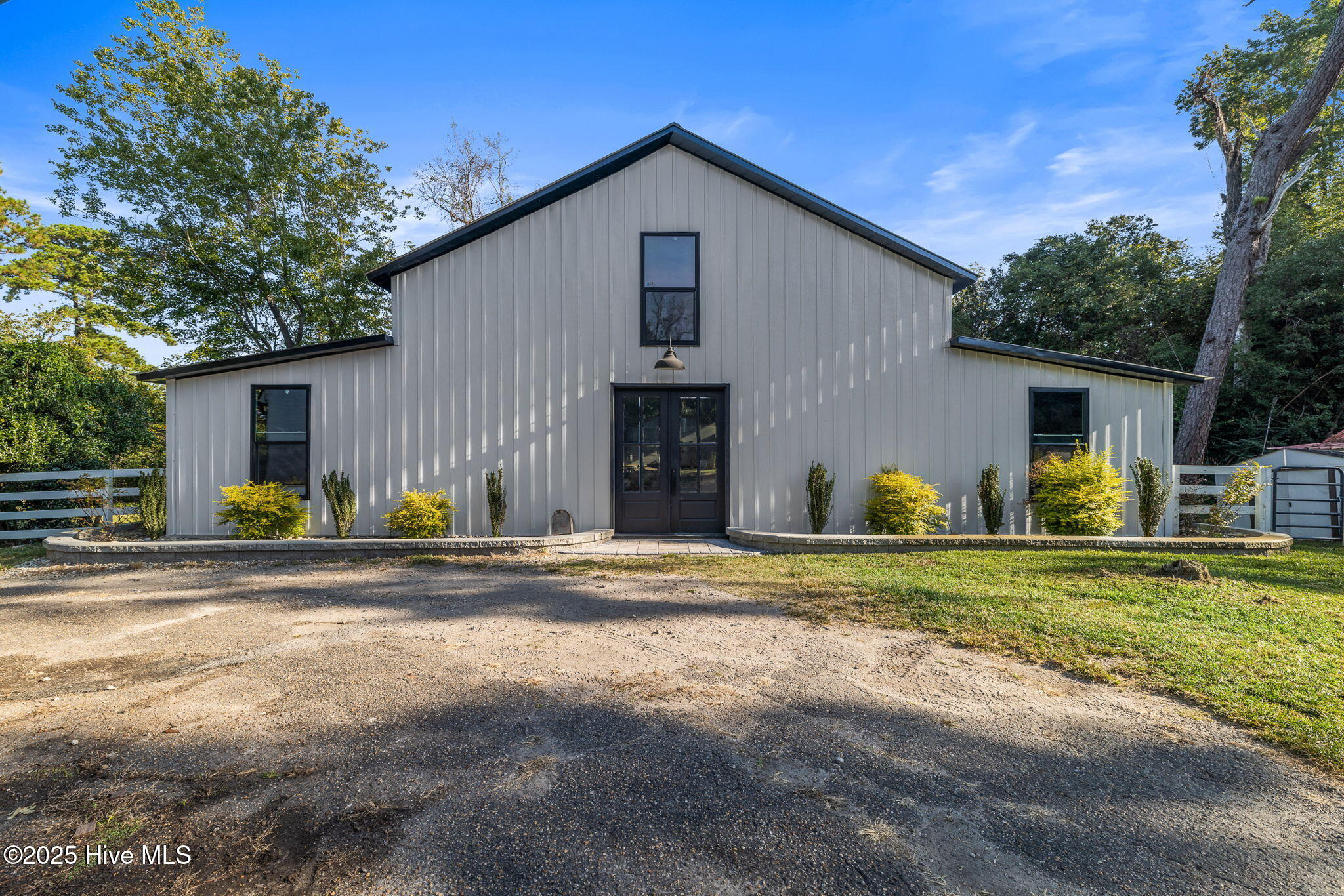 Wilmington, North Carolina 28401, United States, 3 Bedrooms Bedrooms, ,3 BathroomsBathrooms,Residential,Active,255985