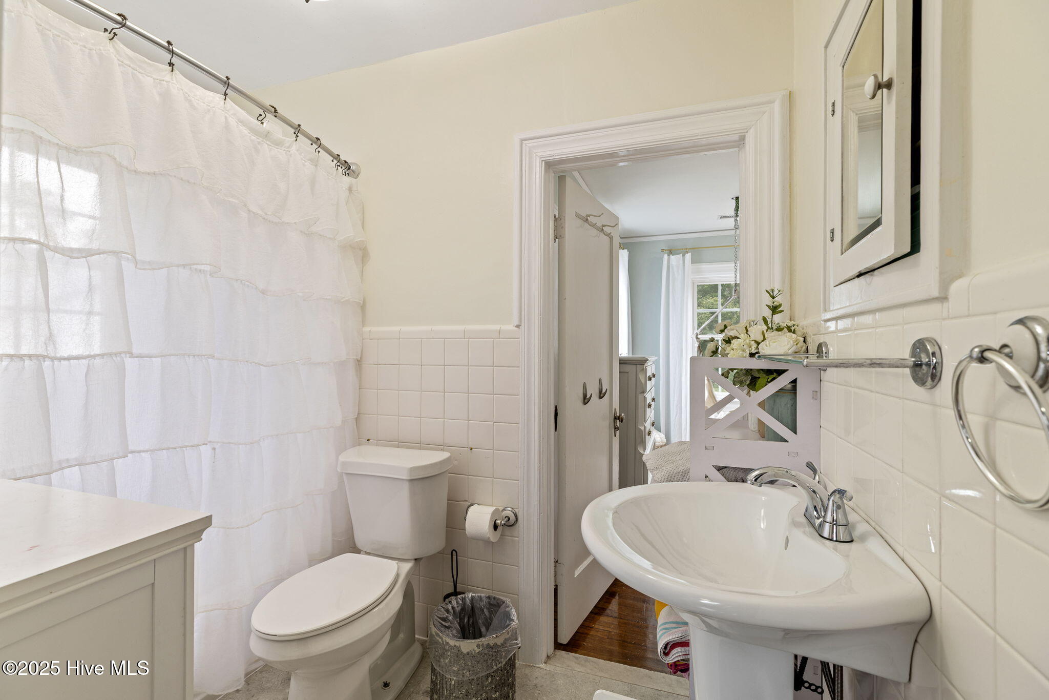 Wilmington, North Carolina 28401, United States, 3 Bedrooms Bedrooms, ,3 BathroomsBathrooms,Residential,Active,255985