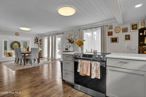 Tiny photo for 1755 E Wilmington Street Ext, Burgaw, NC 28425 (MLS # 100545670)