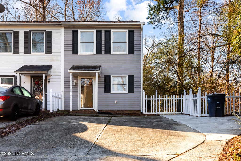 Photo of 135 Greenford Place, Jacksonville, NC 28540 (MLS # 100591947)
