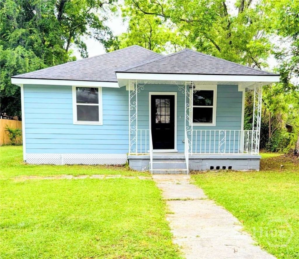 Photo of 1329 E 33rd Street, Savannah, GA 31404 (MLS # SA356580)