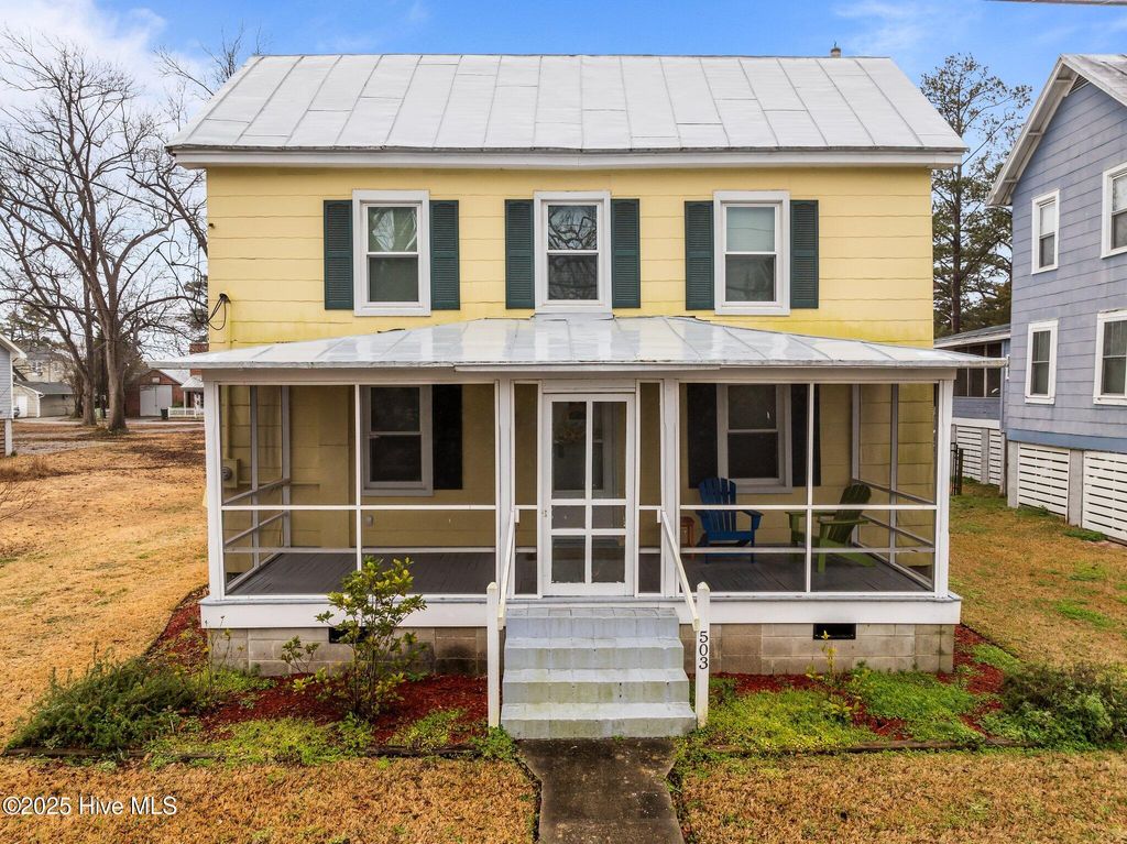 Photo of 503 Hodges Street, Oriental, NC 28571 (MLS # 100568788)