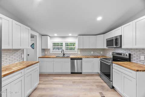 Tiny photo for 219 Lanier Avenue, Rocky Point, NC 28457 (MLS # 100579276)