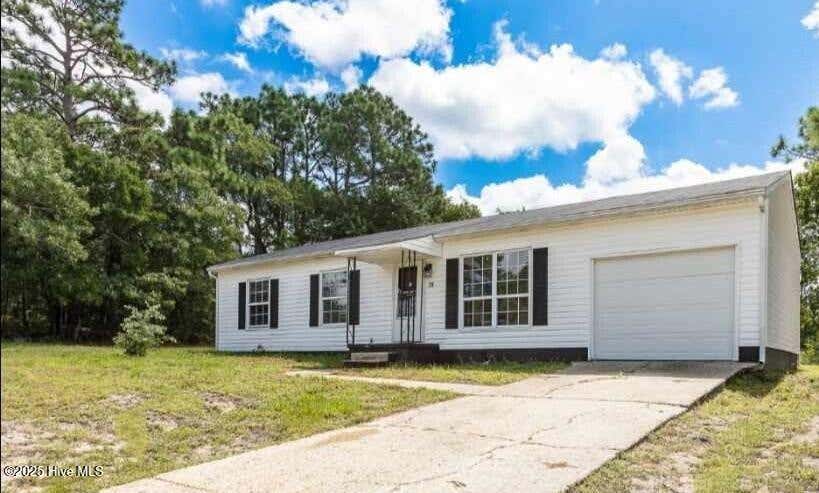 Photo of 18 Crown Point Road, Hubert, NC 28539 (MLS # 100597003)