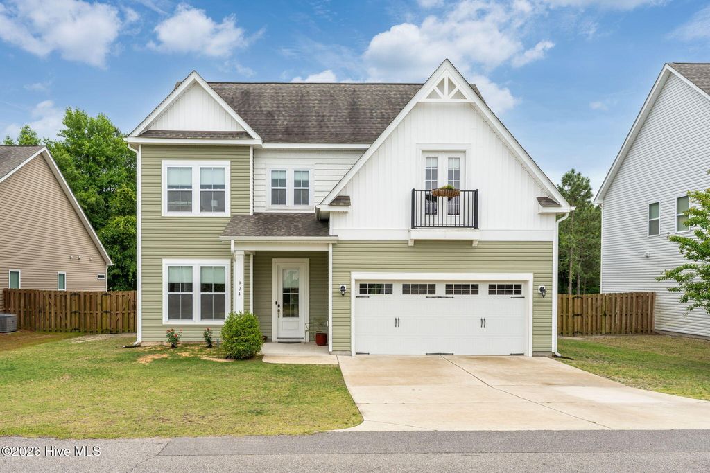Photo of 904 W Arboria Drive, Hampstead, NC 28443 (MLS # 100570854)