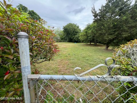 Tiny photo for 1223 S 8th Street, Wilmington, NC 28401 (MLS # 100570419)