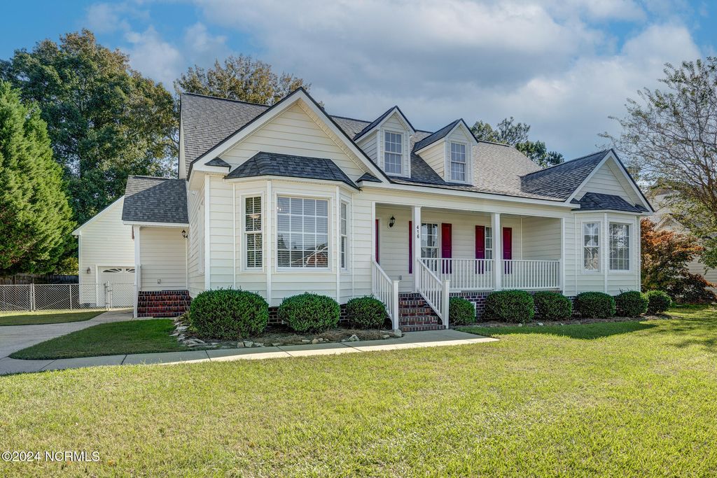 Photo of 416 Woodfield Drive, Nashville, NC 27856 (MLS # 100542210)