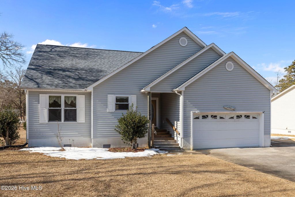 Photo of 108 Loma Linda Court, Cape Carteret, NC 28584 (MLS # 100554027)