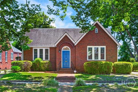 Photo of 415 E 52nd Street, Savannah, GA 31405 (MLS # SA357671)