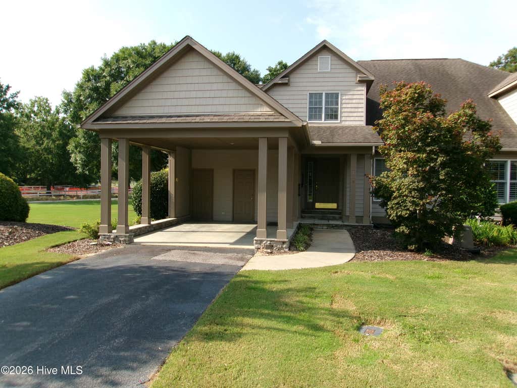 Photo of 218 Starland Lane, Southern Pines, NC 28387 (MLS # 100599421)
