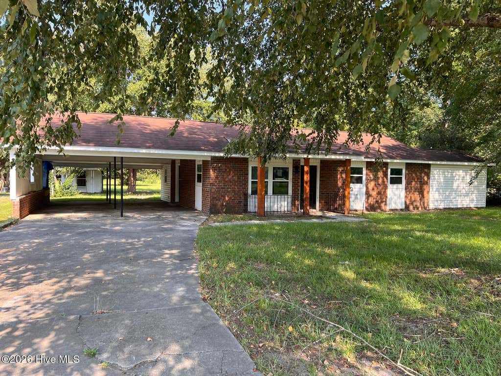 Photo of 11701 Johns Road, Laurinburg, NC 28352 (MLS # 100598924)