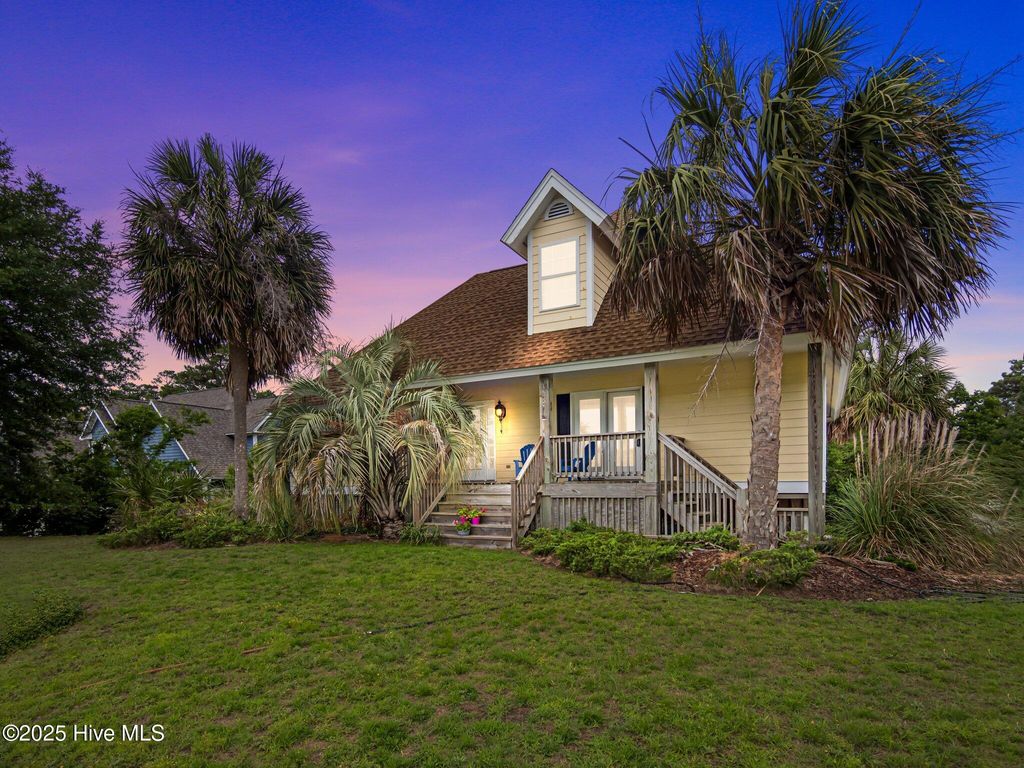 Photo of 403 Emerald Landing Drive, Emerald Isle, NC 28594 (MLS # 100513840)