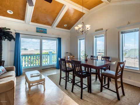 Tiny photo for 817 Ocean Boulevard #B, Topsail Beach, NC 28445 (MLS # 100545431)