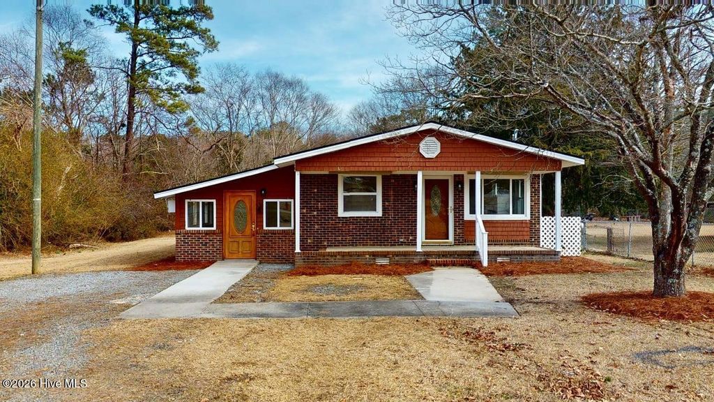 Photo of 128 Moore Allen Street, Dudley, NC 28333 (MLS # 100556542)