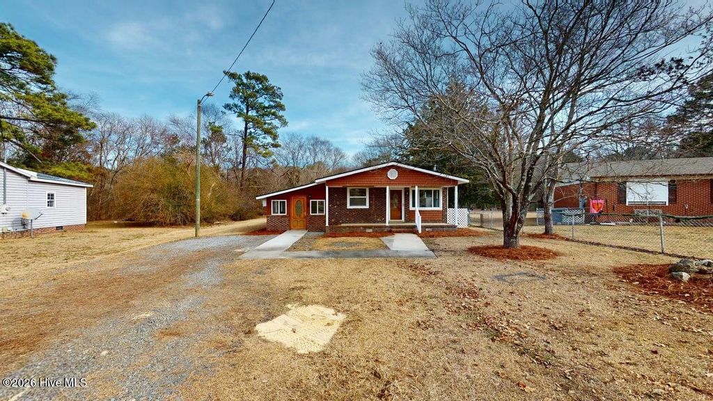 Photo of 128 Moore Allen Street, Dudley, NC 28333 (MLS # 100556542)