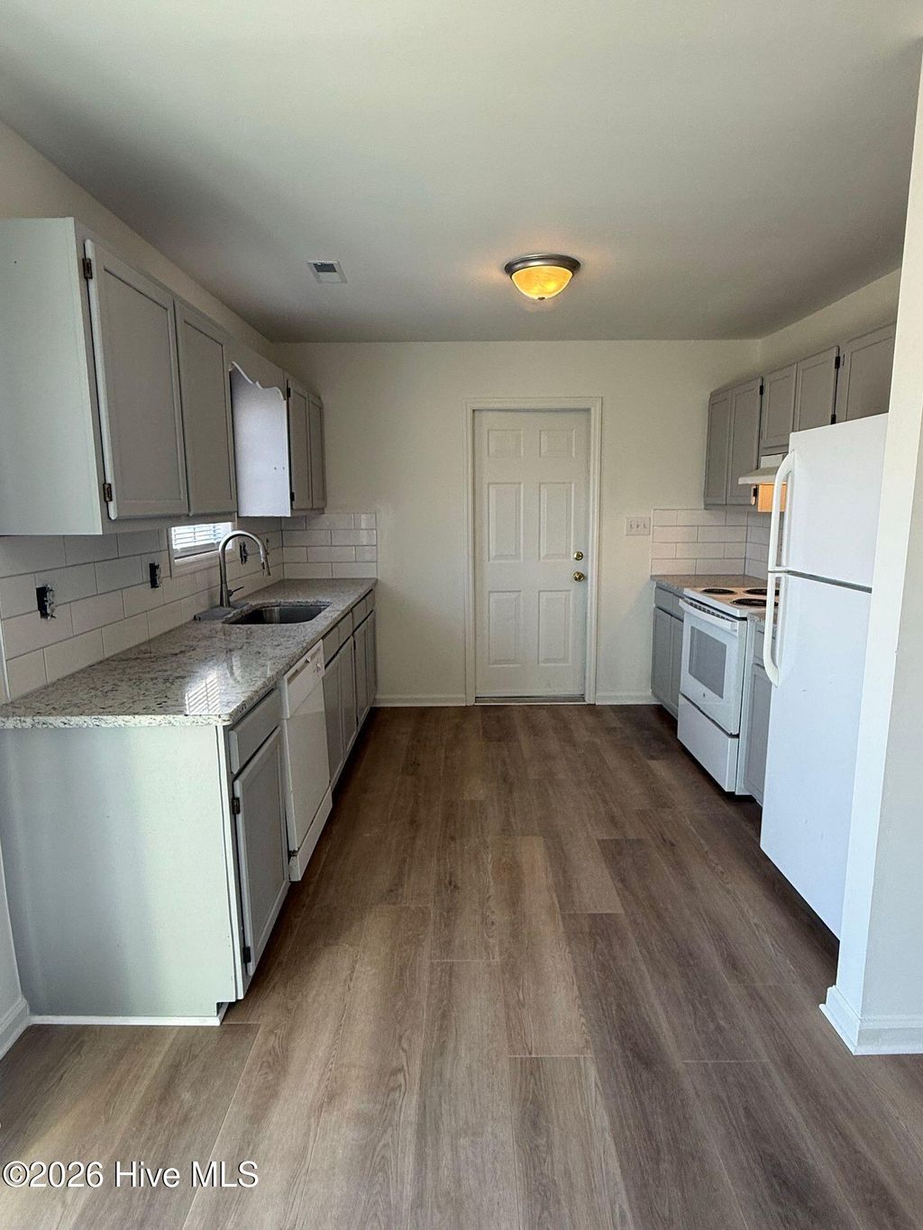 Photo of 139 Parnell Road, Hubert, NC 28539 (MLS # 100548305)