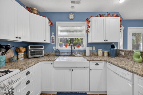 Tiny photo for 7100 Crabwalk Court, Wilmington, NC 28405 (MLS # 100610204)