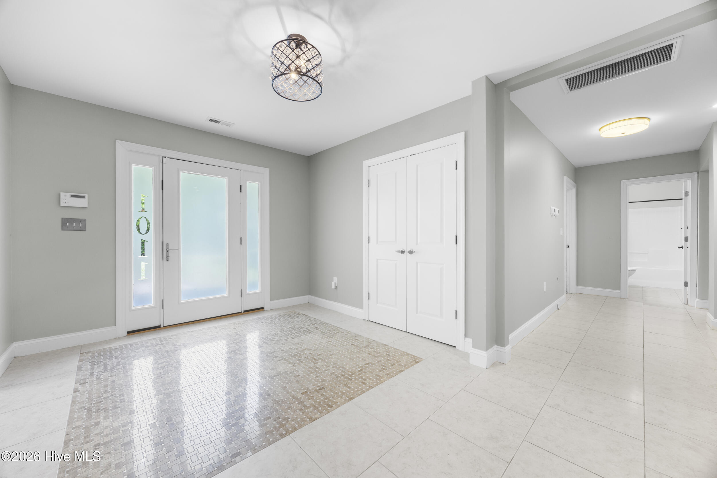 1011 Greenway Road