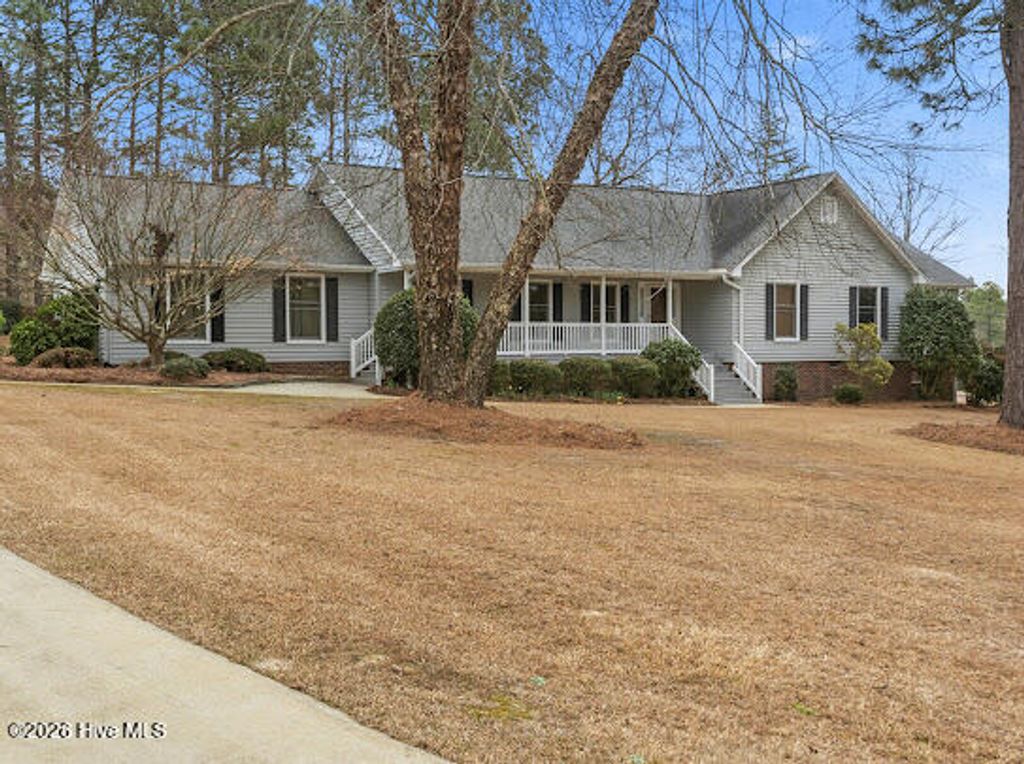 Photo of 313 Lakeland Drive, Rockingham, NC 28379 (MLS # 100549964)