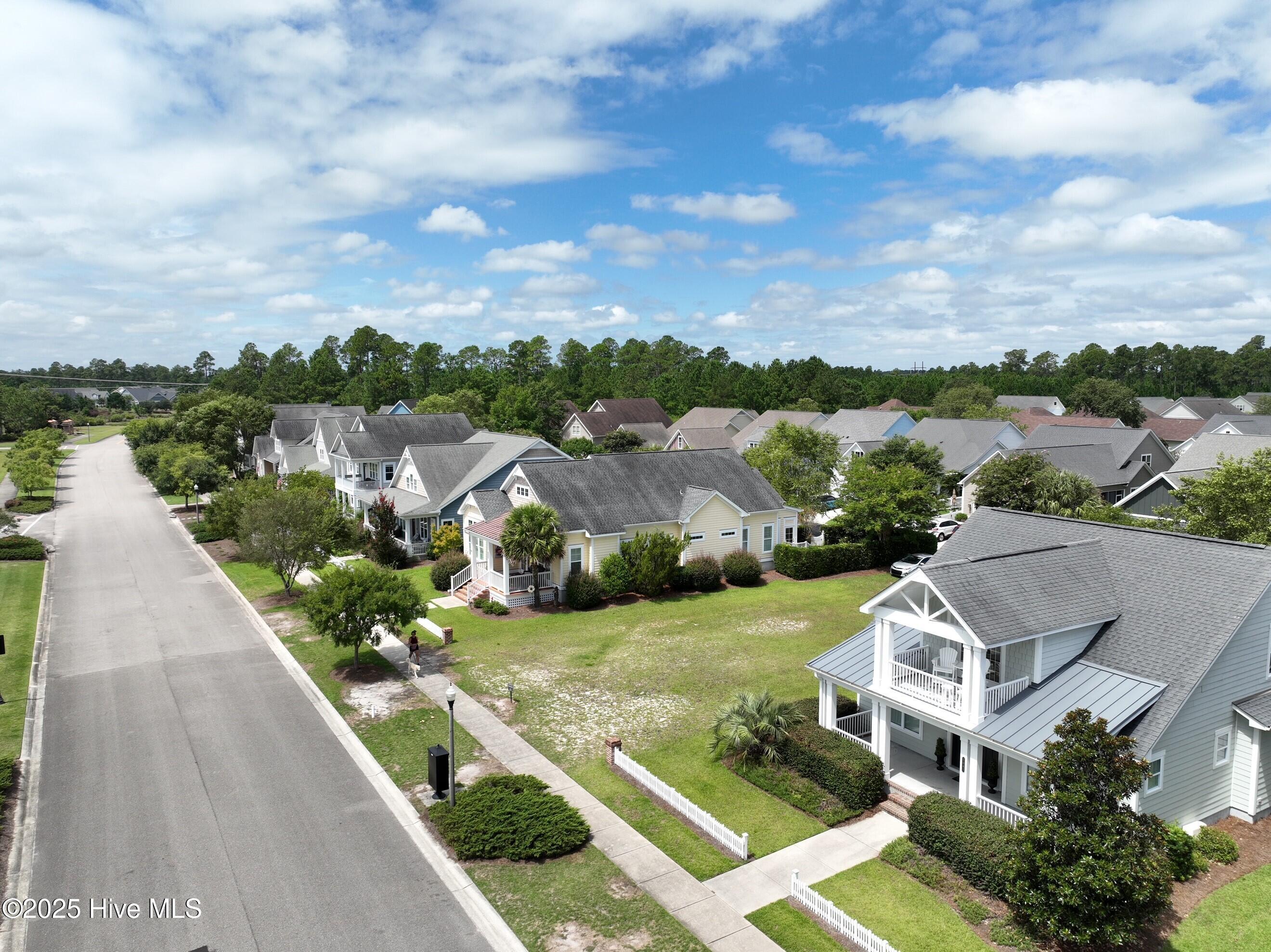 2037 100 Shelmore Way