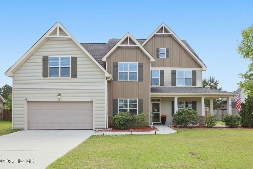 Photo of 402 Cyrus Thompson Drive, Jacksonville, NC 28546 (MLS # 100572338)