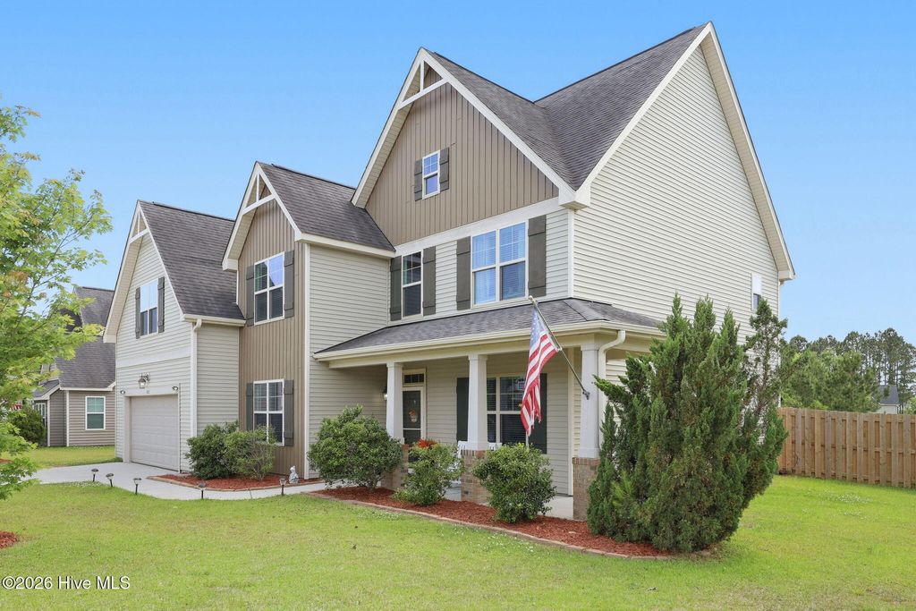Photo of 402 Cyrus Thompson Drive, Jacksonville, NC 28546 (MLS # 100572338)