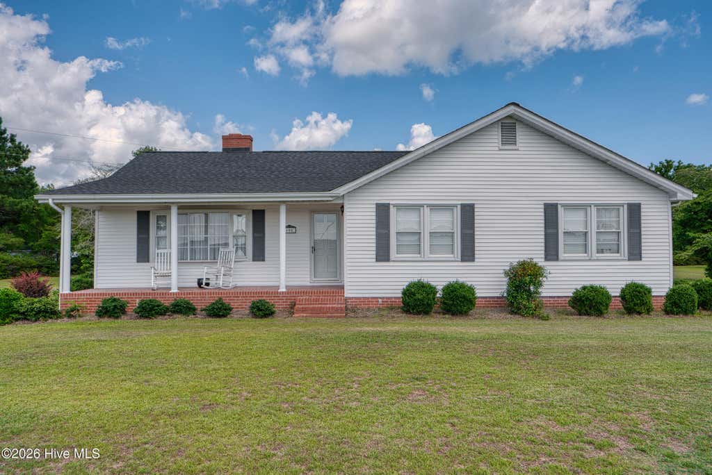 Photo of 408 Rocky Hock Creek Road, Edenton, NC 27932 (MLS # 100585895)