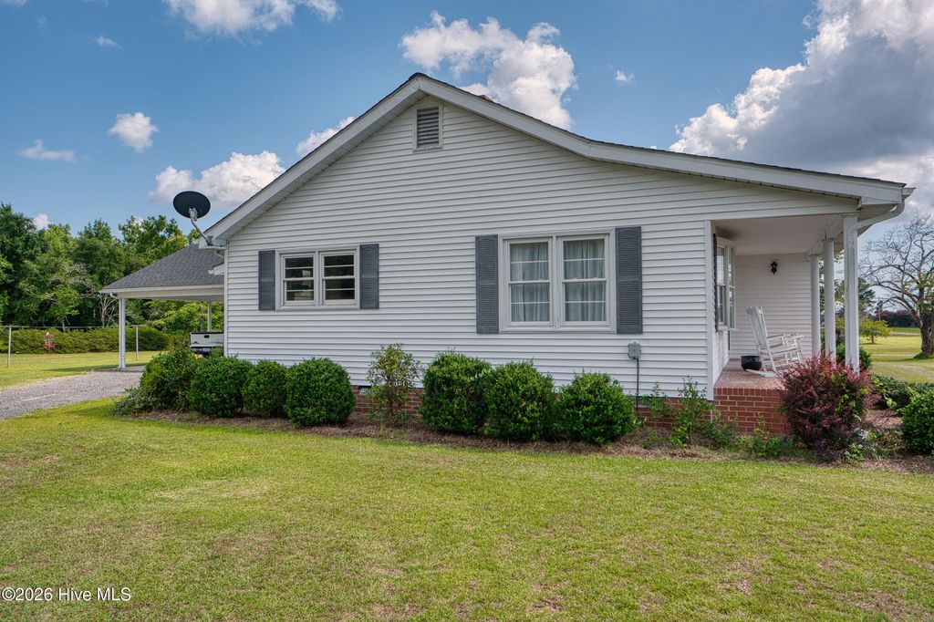 Photo of 408 Rocky Hock Creek Road, Edenton, NC 27932 (MLS # 100585895)