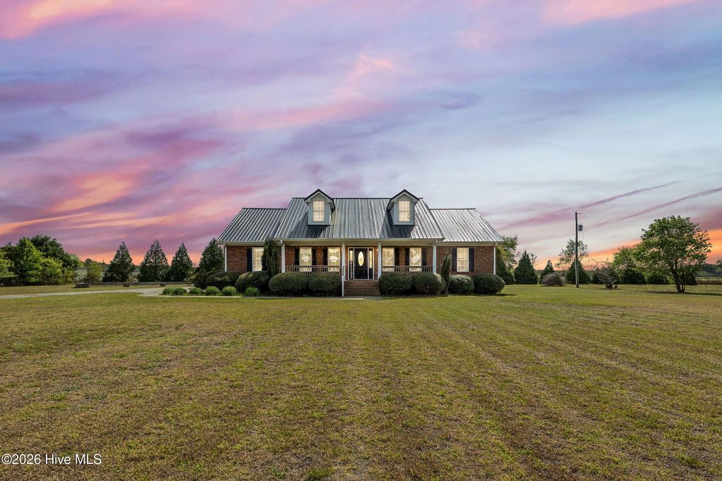 Photo of 3032 Nc-50, Beulaville, NC 28518 (MLS # 100566793)