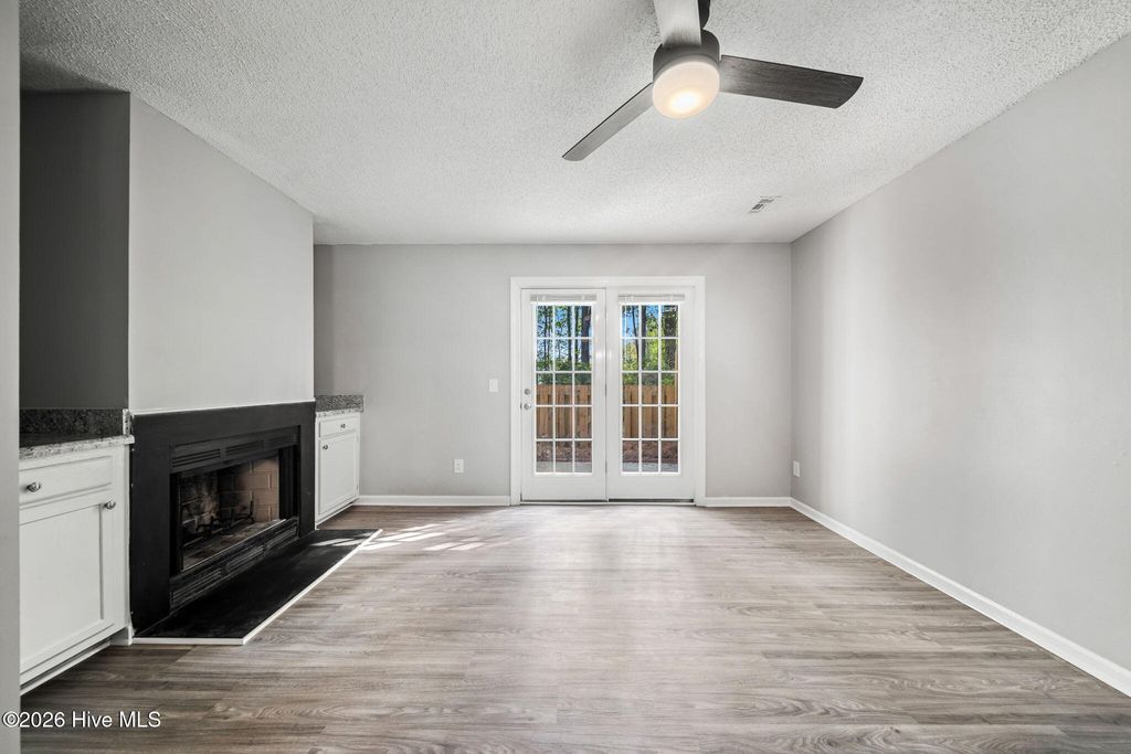 Photo of 5060 Lamppost Circle, Wilmington, NC 28403 (MLS # 100565173)