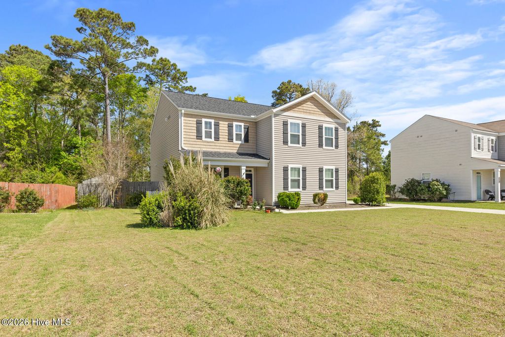 Photo of 115 Tralee Place, Holly Ridge, NC 28445 (MLS # 100566319)