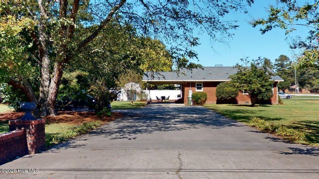Photo of 403 N Goldsboro Street, Pikeville, NC 27863 (MLS # 100609098)