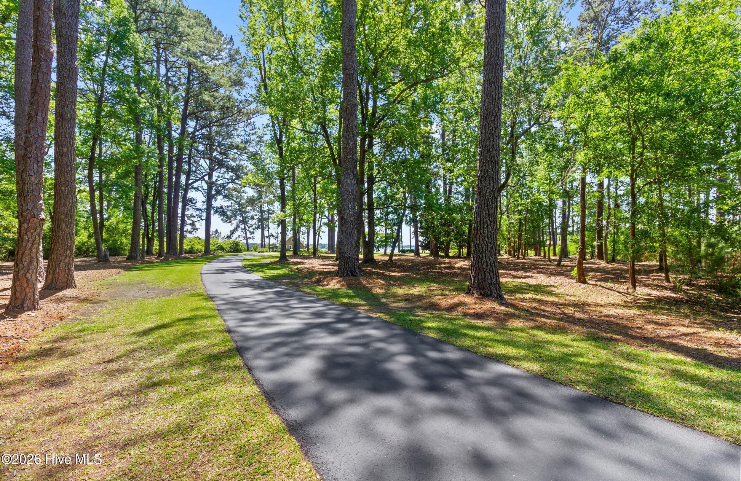 250 Hunters Point Drive