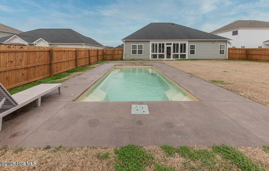 Photo of 445 Worsley Way, Jacksonville, NC 28546 (MLS # 100556125)